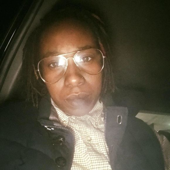 Meet your Posher, T-moe - Picture 1 of 1